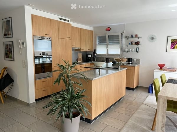 Helle 5.5 Zimmerwohnung in Hinteregg 5
