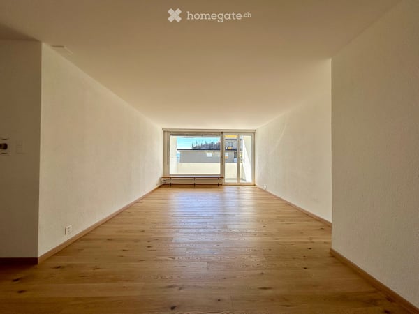 Renovierte 3.5-Zimmer Wohnung mit sonnigem Balkon ab sofort / nach Absprache 4
