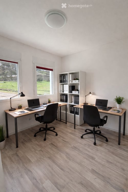Wohnen & Arbeiten: 4.5-Zi.-Dachwohnung mit optionalen Büroräumen 12