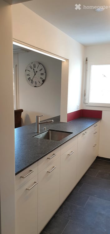 Schöne, helle 2.5 Zi-Whg 3