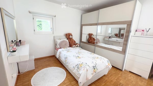 Ampia Casa a Schiera di 5 ½ Locali con Giardino Privato 9