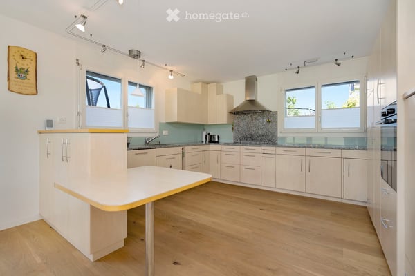 Einfamilienhaus mit Panoramaaussicht in Schwarzenburg 11