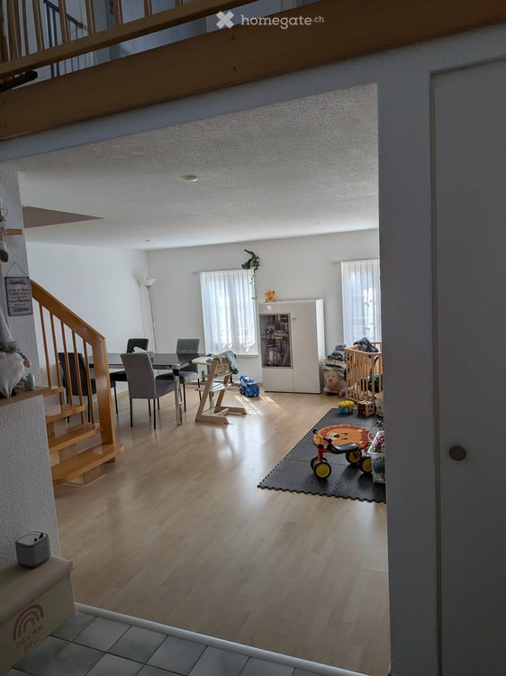 Ruhige Duplex-/Maisonette-Wohnung in Rudolfstetten, Ortsteil Friedlisberg 4