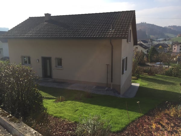 Freistehendes 6-Zi Einfamilienhaus mit grossem Garten, familienfreundliche, sonnige und ruhige Lage 3