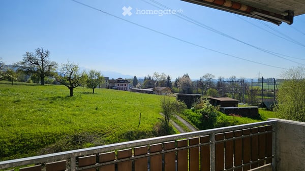 Helle und grosszügige 3.5 Zimmer-Wohnung mit Balkon und Sicht ins Grüne 16