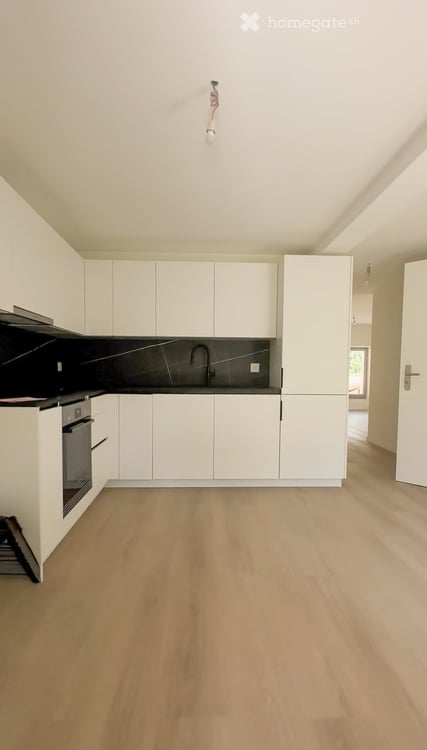 Bel appartement 2,5 pièces rénové avec grand jardin et terrasse – Peseux 2