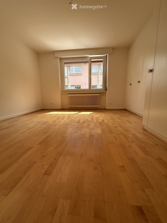 Charmante 5-Zimmer-Wohnung mit Balkon in Luzern – ab sofort verfügbar 5