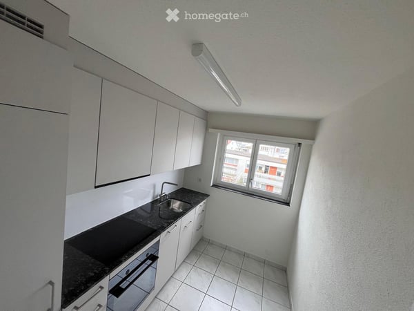 Moderne 4,5-Zimmer-Wohnung, frisch renoviert und ideal gelegen 5