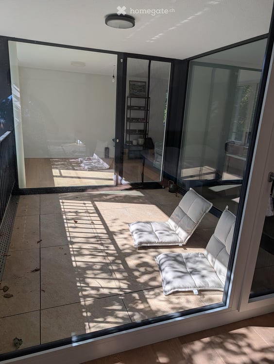 Helle 3.5-Zimmer-Wohnung mit Balkon & eigenem Waschturm, nahe See 5