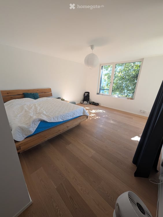 Helle 3.5-Zimmer-Wohnung mit Balkon & eigenem Waschturm, nahe See 15