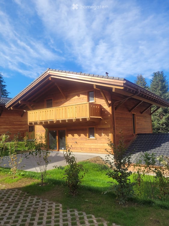 Appartement neuf de 6 pièces avec terrasse et jardin privé