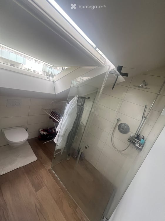Dachwohnung in Luzern, 2.5 room, 1.11.2026 verfügbar 2