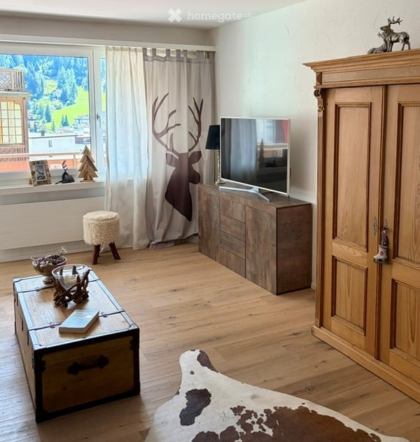 Stilvolle 1½ -Zimmer-Wohnung (mit angrenzender 1½ -Zwg kombinierbar) an der Promenade in Davos Platz 2