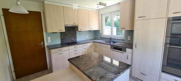Schönes freistehendes Einfamilienhaus / Beautiful detached house 5