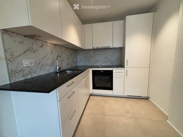 Zentrale 3-Zimmer Wohnung mit Balkon, Erstvermietung nach Komplettsanierung 9