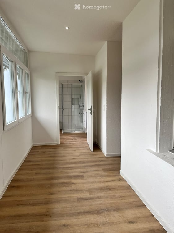 Kernsanierte 2.5-Zi-Wohnung im Zentrum von Frick 4