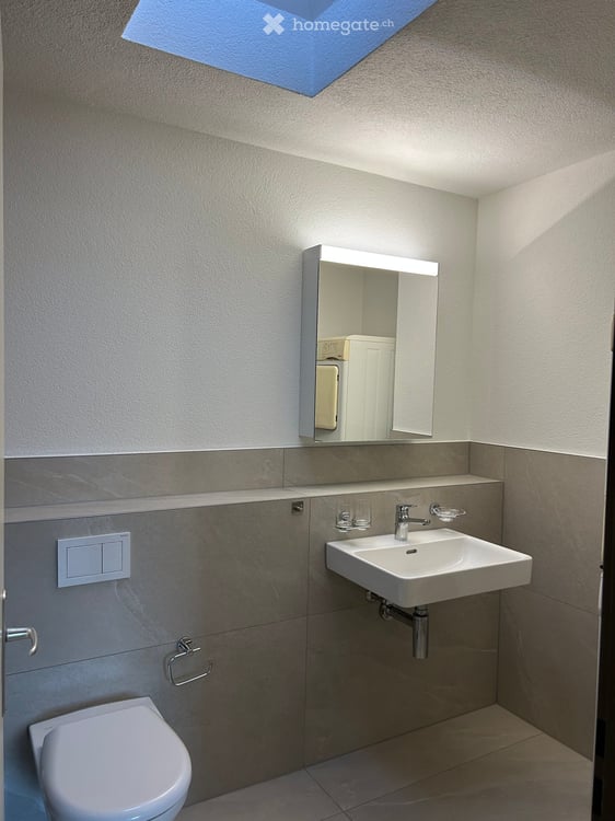 Helle und ruhige 4.5-Zimmer-Wohnung im obersten Stockwerk mit herrlicher Aussicht 5