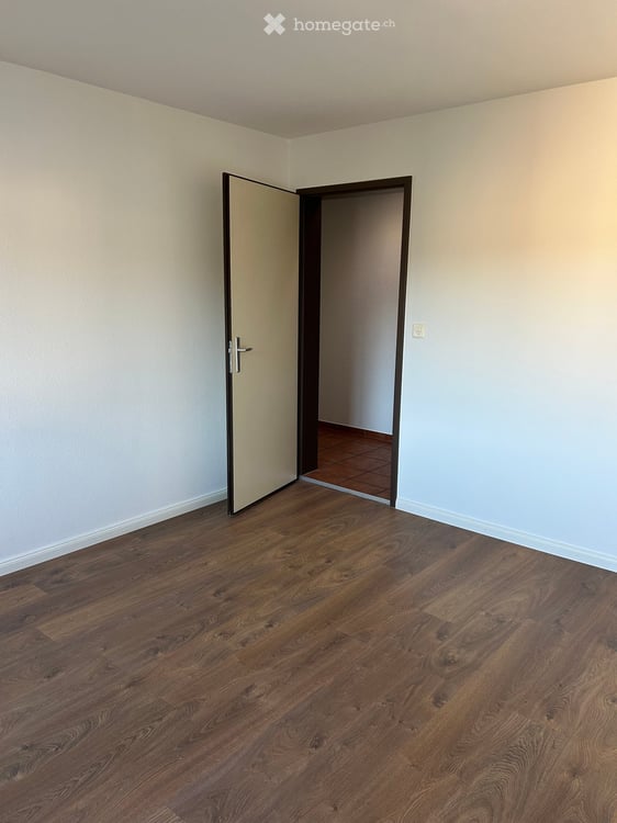 Helle und ruhige 4.5-Zimmer-Wohnung im obersten Stockwerk mit herrlicher Aussicht 15