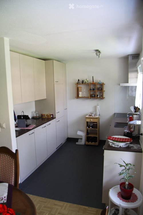 Sehr ruhige 3.5 Zimmer-Wohnung mit schöner Aussicht 2