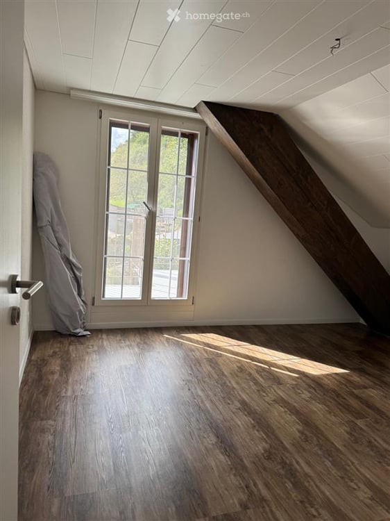 Charmante 3-Zimmer-Dachwohnung in ruhiger Lage von Egerkingen 7