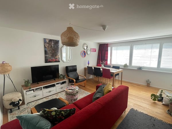 Helle 3.5-Zimmer-Wohnung mit Balkon und schöner Aussicht in Buchs SG 2