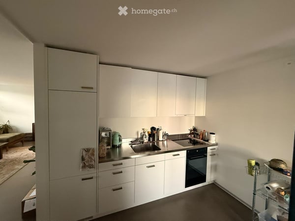 *Stylish furnished apartment with balcony in Zurich – 1 November to 23 December* 2