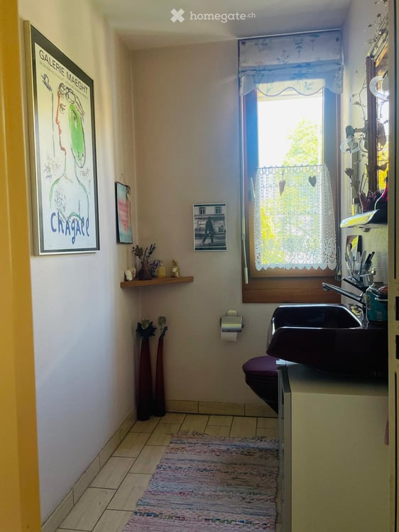 Grosszügige 6.5-Zimmer-Duplex-/Maisonette-Wohnung mit zauberhaftem Garten in Grabs 8