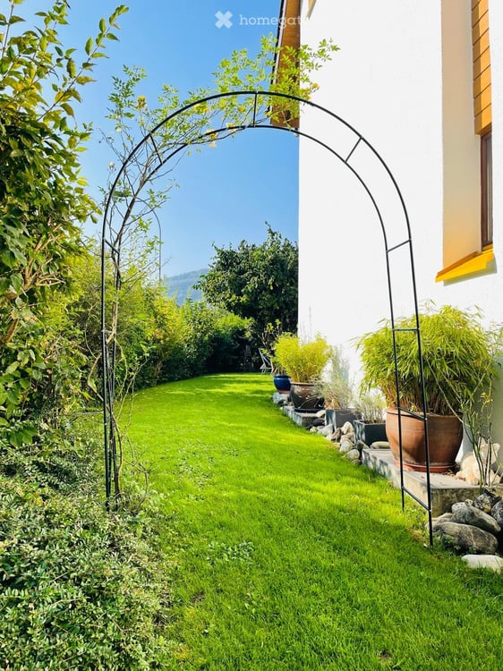 Grosszügige 6.5-Zimmer-Duplex-/Maisonette-Wohnung mit zauberhaftem Garten in Grabs 18