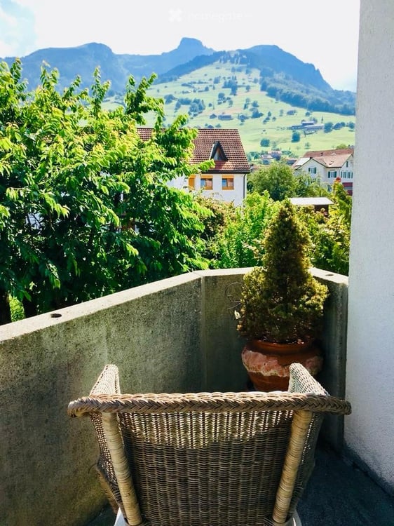 Grosszügige 6.5-Zimmer-Duplex-/Maisonette-Wohnung mit zauberhaftem Garten in Grabs 16