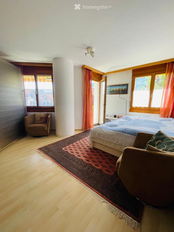 Grosszügige 6.5-Zimmer-Duplex-/Maisonette-Wohnung mit zauberhaftem Garten in Grabs 11
