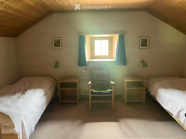 Ein besonderes Zuhause in Valbella – historischer Charme mit viel Umschwung 8