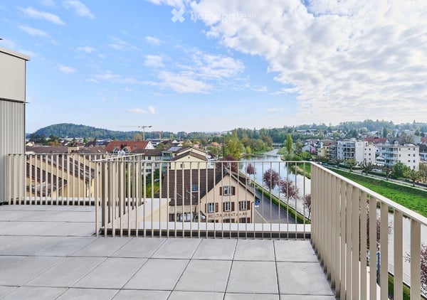 Attic flat in Adliswil with a splendid view of the Sihl River