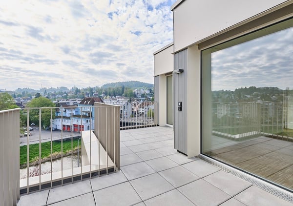 Attic flat in Adliswil with a splendid view of the Sihl River 2