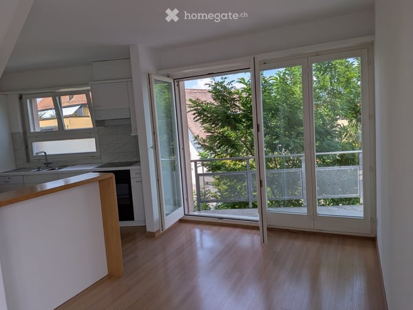 Exclusive Top-Floor 2-Level Penthouse in Adliswil (85 m²) 10