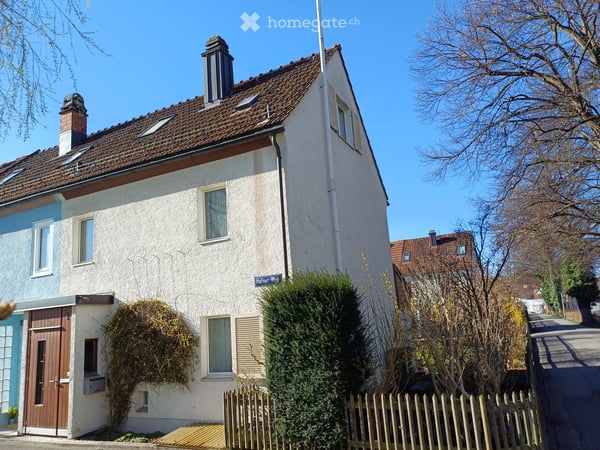 Sonniges Reihen-Eckhaus an ruhiger, zentraler Lage mit Garten 2