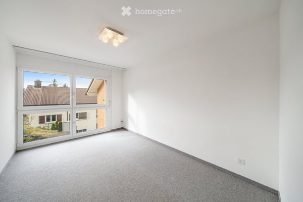 Premium Haus am Zürichsee | Grosszügige 5.5-Zimmer-Reinhenhaus im steuergünstigen Altendorf 4