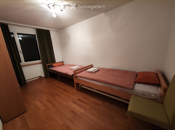 Spacious and bright 4.5-room furnished apartment in central Olten 8
