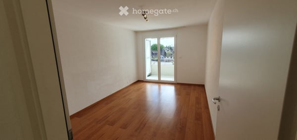 Reprise de bail – 2,5 pièces avec balcon et place de parc – Yverdon-les-Bains 4