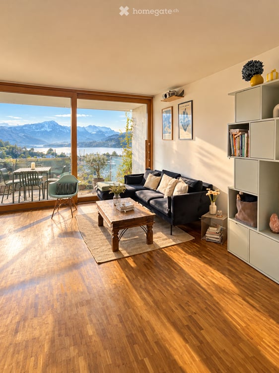 Maisonette-Wohnung mit Berg - und Seesicht