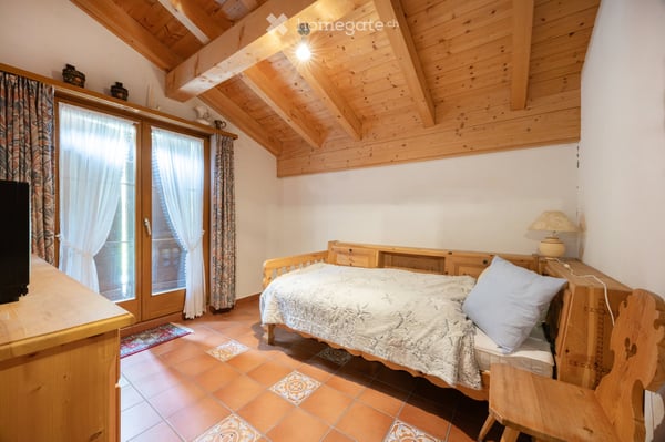 Chalet in Obersaxen 9