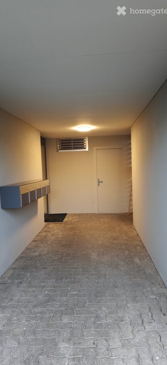 Moderne 3.5-Zimmer-Wohnung mit Balkon, Terrasse und Garagenparkplatz in Bern, Ostermundigen 2