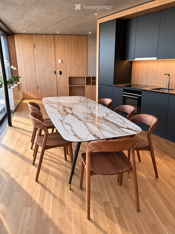 2.5-Zimmer Design-Attikawohnung mit 26 m² Terrasse im Aarauer Zelgli