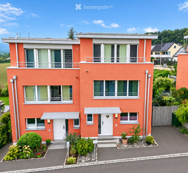 Doppeleinfamilienhaus in Biel-Benken BL