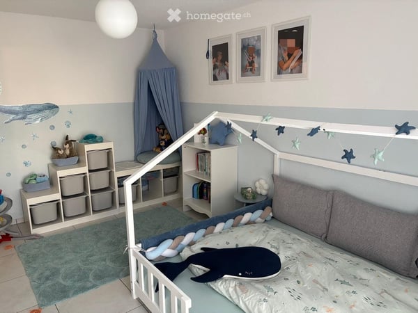 Helle, hochwertig ausgebaute 4.5-Zimmer-Wohnung mit grosszügiger Loggia in Zürich-Affoltern 15