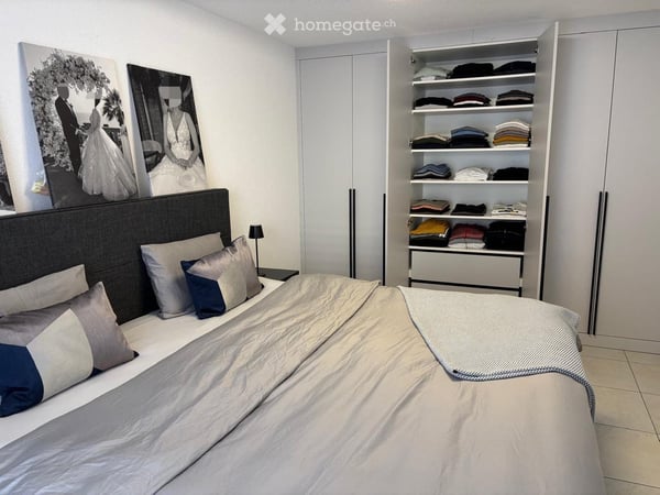 Helle, hochwertig ausgebaute 4.5-Zimmer-Wohnung mit grosszügiger Loggia in Zürich-Affoltern 13