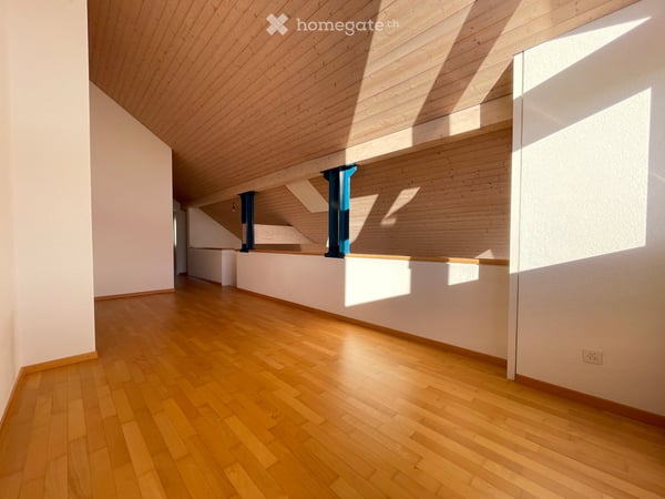 Lichtdurchflutete Dachmaisonette im Zentrum von Teufen – mit 2 Tiefgaragenplätzen 7