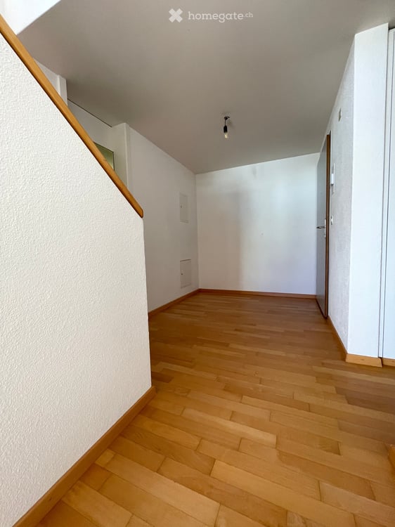 Lichtdurchflutete Dachmaisonette im Zentrum von Teufen – mit 2 Tiefgaragenplätzen 6
