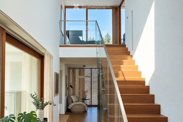 Moderne Architektenvilla mit atemberaubender Aussicht 2