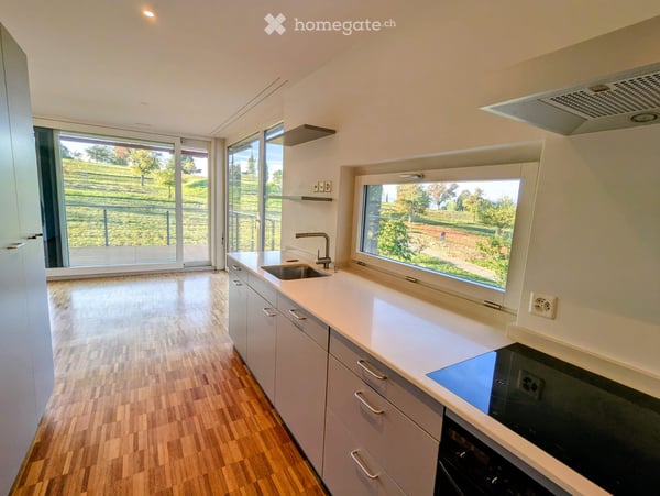 Exklusive 2.5-Zimmer-Wohnung mit Panoramablick in Zürich-Witikon – grosszügig, modern und naturnah 5