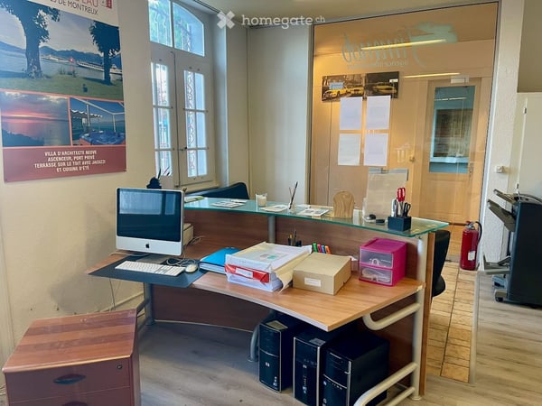 Bureau à Territet 1